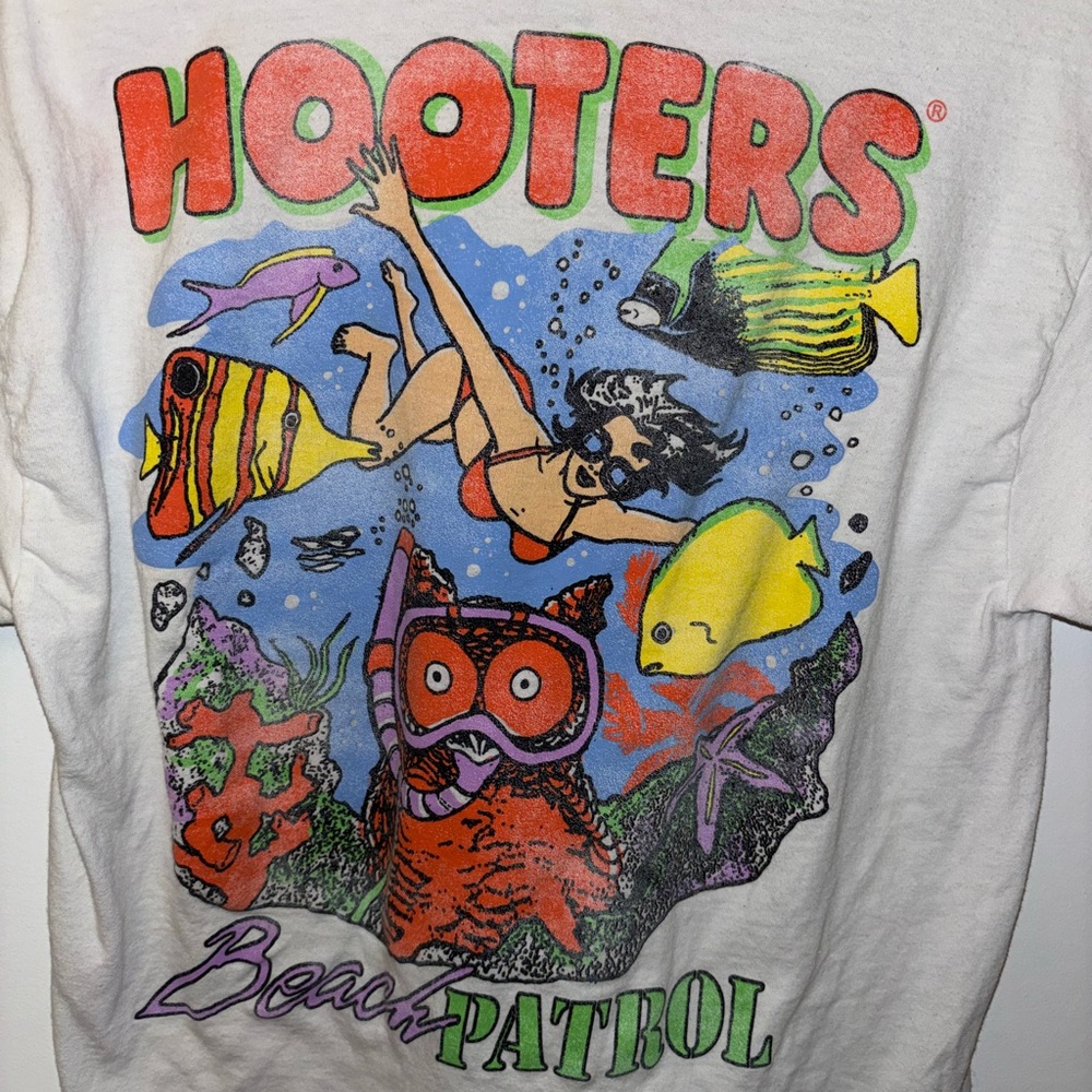 Hooters Beach Patrol Graphic Tee